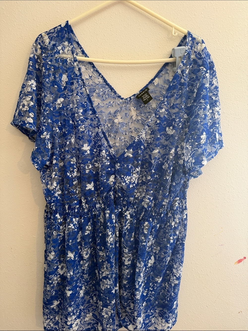torrid Blue and White stretchy Floral Lace V-Neck Top